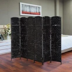 HOMCOM 6' Tall Wicker Weave 6 Panel Room Divider Privacy Screen